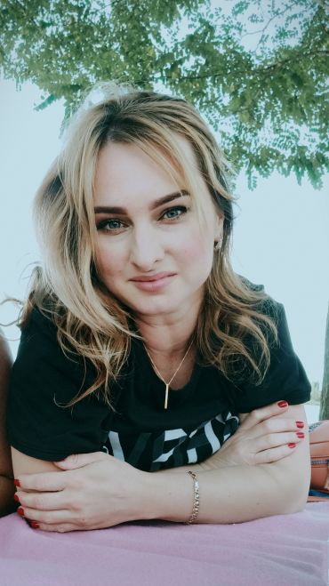 Гончаренко Неля